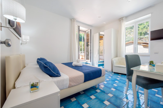 Marina Grande Residence